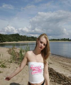 <p class='ppt-number'>09005 208 708 913</p><p class='ppt-pricing-de'>1,99 Euro/Min. im dt. Festnetz - Mobilnetz ggf. abweichend</p>