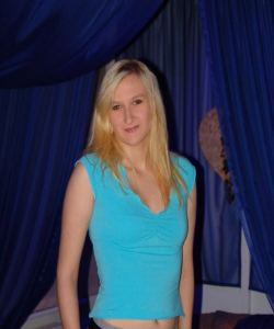 <p class='ppt-number'> 09005 208 608 050</p><p class='ppt-pricing-de'>1,99 Euro/Min. im dt. Festnetz - Mobilnetz ggf. abweichend</p>